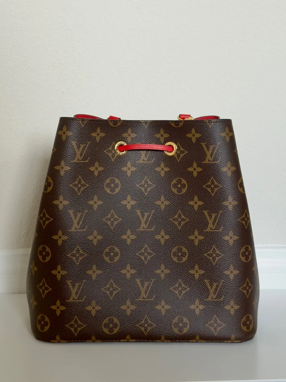 Louis Vuitton Monogram Neonoe MM Coquelicot - RED